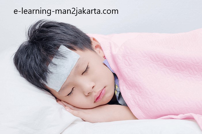 Anak Sering Demam? Ini 7 Penyebab Umumnya